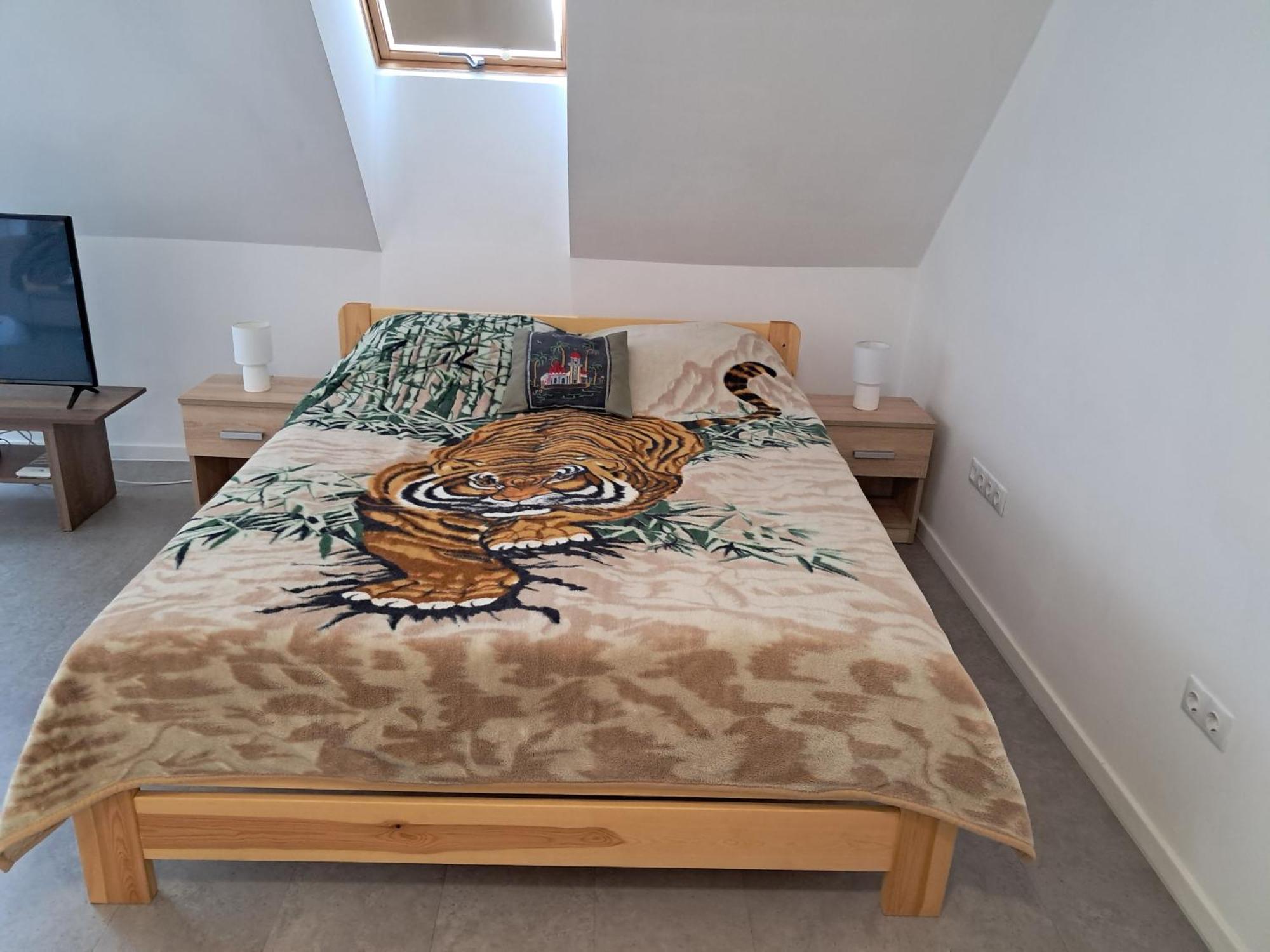 Atkacs Home Γκιόρ Εξωτερικό φωτογραφία