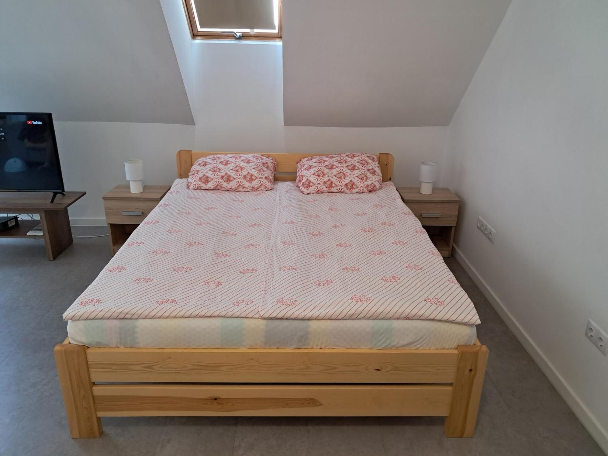 Atkacs Home Γκιόρ Εξωτερικό φωτογραφία